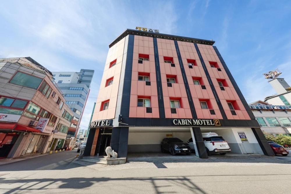 Gangneung Cabin Hotel Exterior photo